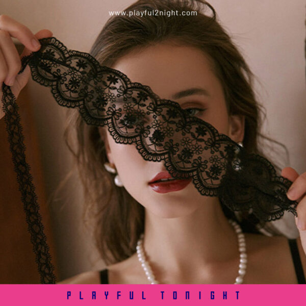 Elegance Lace Eye Veil - Image 3